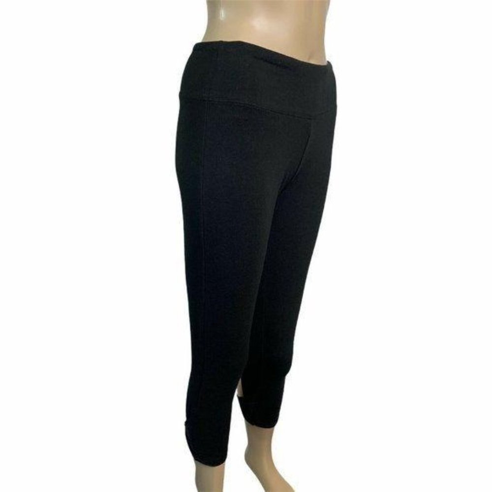 Victoria's Secret Sport Crop Back Cutout Leggings - Picture 4 of 9